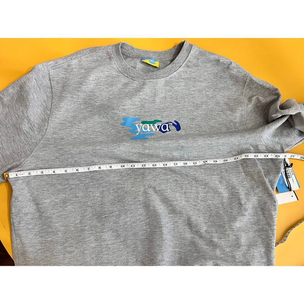 ☀️Yawa Gray Long Sleeve Crewneck Logo Pullover Sweatshirt Size L - Picture 7 of 8